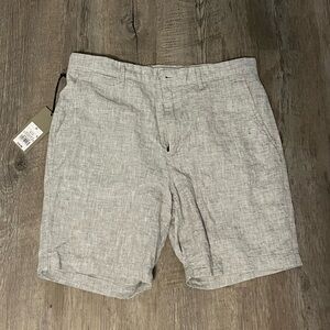 Men’s Grey Goodfellow & Co, 7 inch inseam shorts!